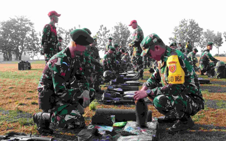 Tim Asistensi Pengawasan dan Pengendalian Latihan Pembinaan Satuan (ASWASDALLAT BINSAT) dari Staf Ops Makostrad meninjau program latihan di Yonkes 2 / Divif 2 Kostrad, Malang(25/06/2026)