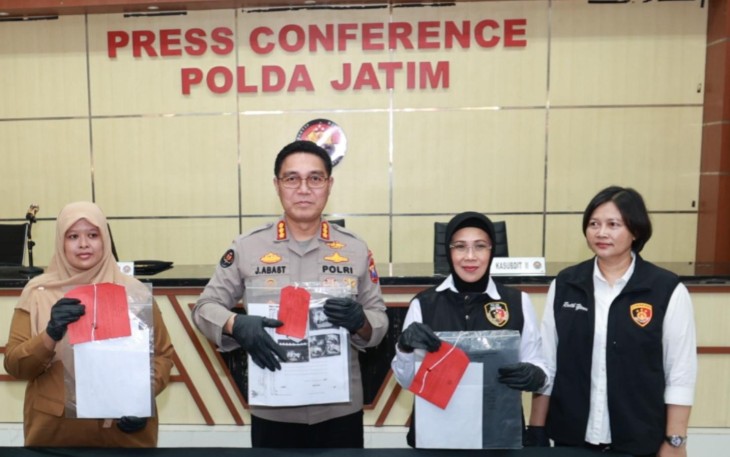 Kabid Humas Polda Jatim Kombes Pol Jules Abraham Abast