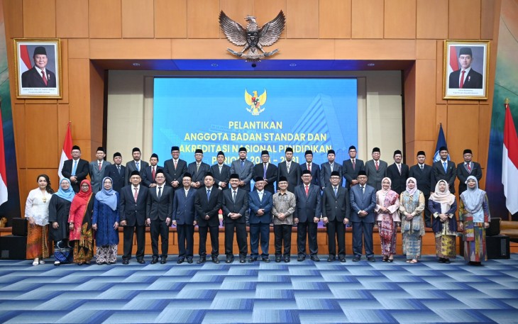 Mendikdasmen Lantik Anggota BSANP