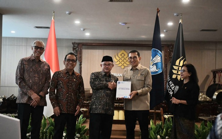 Kemendikdasmen Serahkan Pengelolaan KNIU kepada Kementerian Kebudayaan