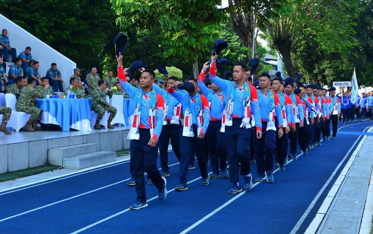 Kepala Staf Angkatan Laut (Kasal) Laksamana TNI Dr. Muhammad Ali secara resmi membuka Pekan Olahraga TNI Angkatan Laut (PORAL) Tahun 2026 di Lapangan Trisila, Mabesal, Cilangkap, Jakarta Timur, Senin (13/7)