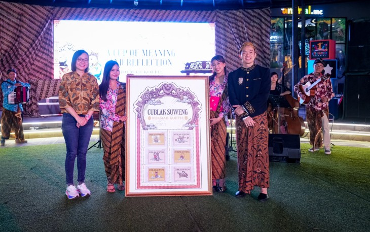 Wakil Menteri Ekonomi Kreatif, Irene Umar, menghadiri peluncuran Cublak Suweng di Roemah Koffie PIK 2, Tangerang, Banten, Kamis (16/7/2026)