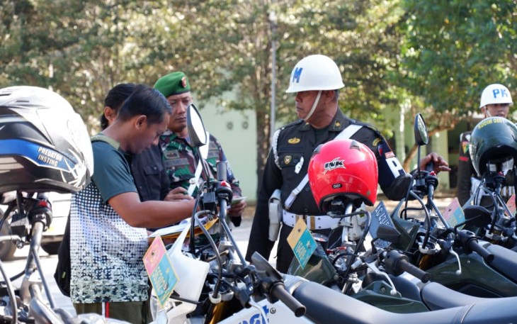 Pengecekan kendaraan dinas