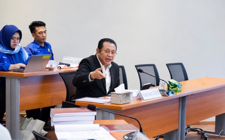 Anggota DPR RI Fraksi Partai Golkar sekaligus Ketua MPR RI ke-15 serta dosen Pascasarjana Universitas Borobudur, Universitas Pertahanan dan Universitas Jayabaya, Bambang Soesatyo