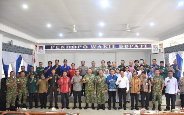 Tim Penyuluh Mabes TNI Sosialisasikan Pencegahan Karhutla Di Kabupaten Sintang