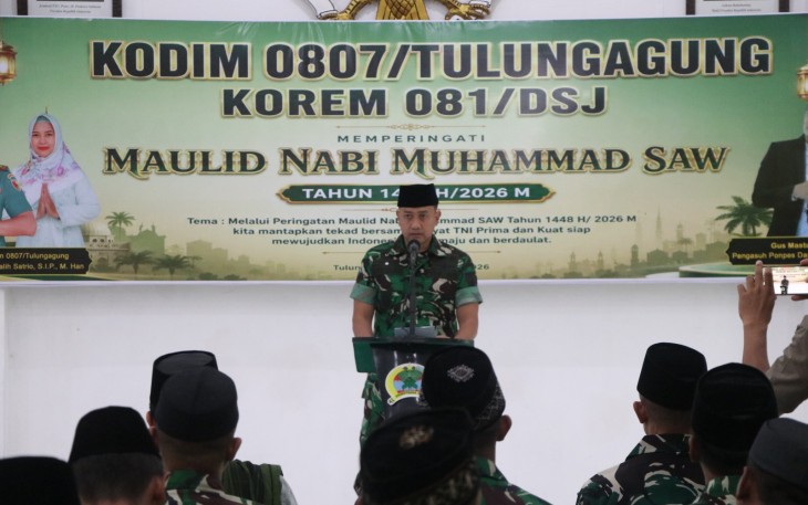 Komandan Kodim 0807/Tulungagung Letkol Arh Hanny Galih Satrio, S.I.P., M.Han., secara resmi membuka kegiatan peringatan Maulid Nabi Muhammad SAW Tahun 1448 H/2026 M di Aula Pandu Sakti, Makodim 0807/Tulungagung