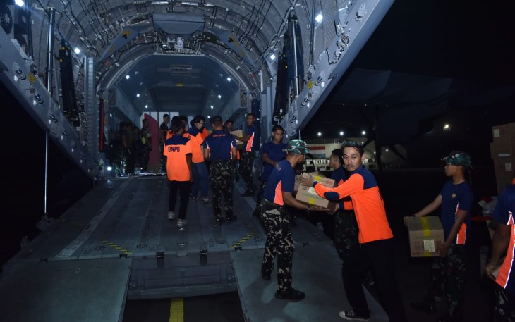 Hari Keempat Belas Penanganan Gempa NTT, TNI Salurkan 968,953 Ton Bantuan