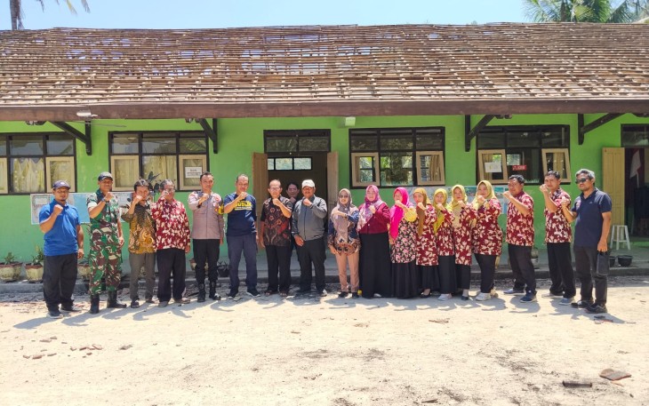 Babinsa Koramil 0801/03 Arjosari Dukung Ciptakan Sekolah Nyaman