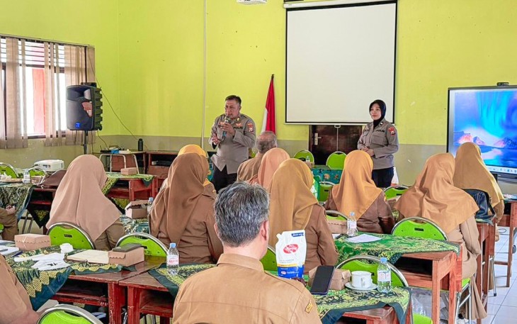 Polresta Malang Kota Sosialisasikan Metode Terapi Psikologis kepada Kepala SMP se-Kota Malang