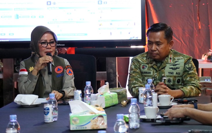 Deputi Bidang Logistik dan Peralatan BNPB, Andi Eviana, memimpin rapat evaluasi Posduklognas Halim pada Senin (7/9) di Posduklognas Halim Perdanakusuma, Jakarta