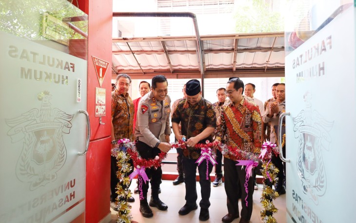 Wakil Kepala Kepolisian Negara Republik Indonesia (Wakapolri) Komjen Pol. Prof. Dr. Dedi Prasetyo