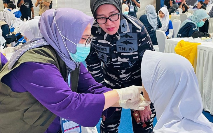 TNI AL Gelar Bakti Kesehatan Gigi Gratis Untuk 3000 Warga Cianjur 