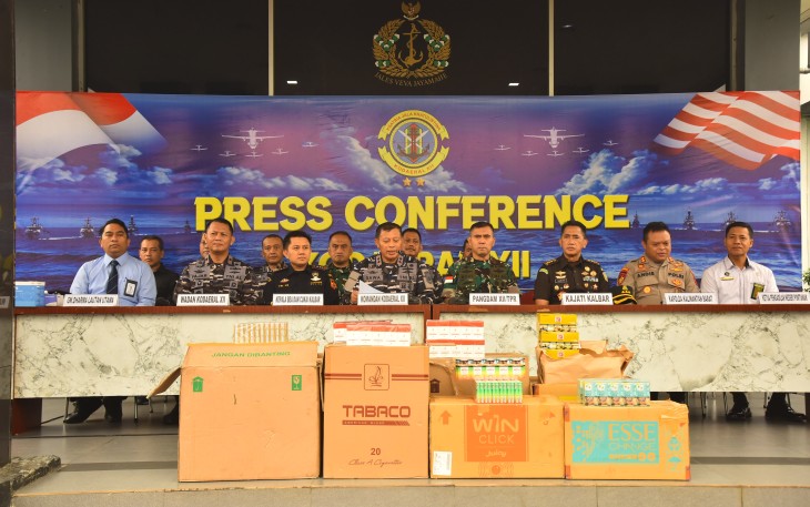 TNI AL Amankan 23,68 Juta Batang Rokok Diduga Ilegal di Pontianak 