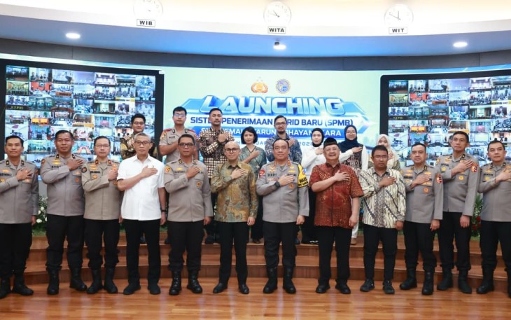 Wakil Kepala Kepolisian Negara Republik Indonesia (Wakapolri) Komjen Pol. Prof. Dr. Dedi Prasetyo