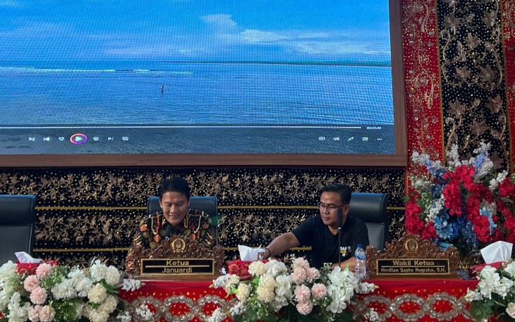 Januardi Ketua DPRD Kaur Mardianto SAP Waka -2 DPRD Kaur