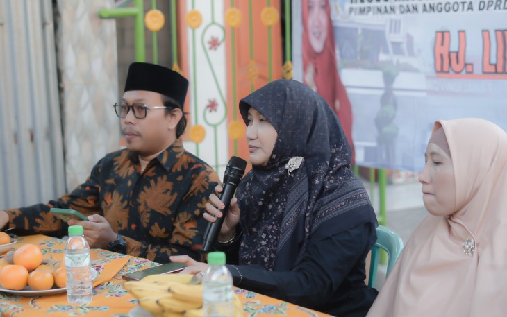 Ketua Fraksi PKS DPRD Jawa Timur Lilik Hendarwati menggelar reses di Balai RT 9 RW 2, Jalan Tambak Wedi Lama Gang Masjid, Kelurahan Tambak Wedi, Kecamatan Kenjeran, Surabaya, Sabtu (25/7/2026).