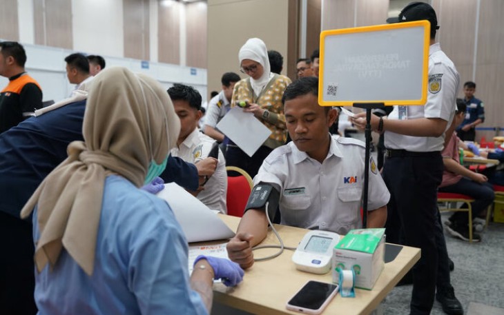 Jaga Keselamatan Perjalanan, Seluruh Pekerja LRT Jabodebek Jalani Medical Check-Up
