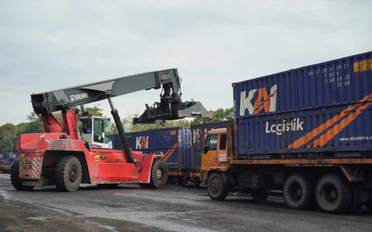 KAI Logistik Kelola 8,7 Juta Ton Angkutan Barang Sepanjang Semester I 2026