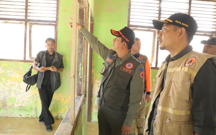 Kepala Badan Nasional Penanggulangan Bencana (BNPB) Letjen TNI Dr. Suharyanto, S.Sos., M.M., memastikan percepatan pemulihan pascabencana di Kabupaten Aceh Timur.