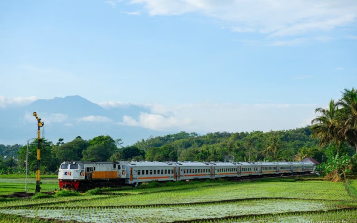 Lima KA Favorit Daop 2 Bandung Catat Okupansi Tinggi Saat Long Weekend Isra’ Mi’raj 2026