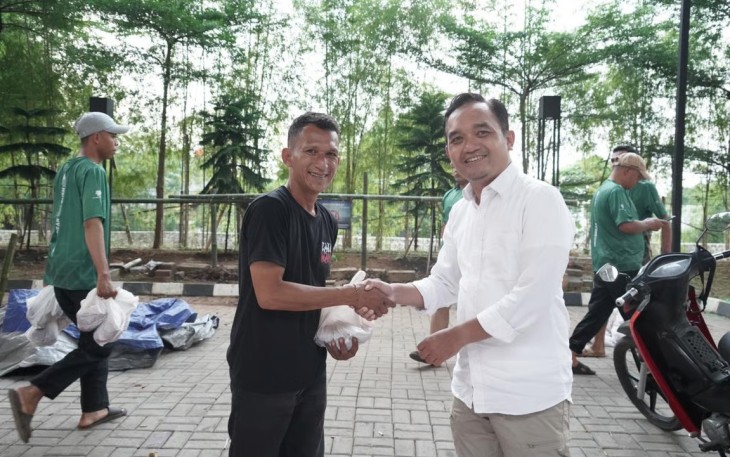 Momen Iduladha, LRT Jabodebek Distribusikan Daging Kurban kepada Warga & Yayasan Sekitar Operasional