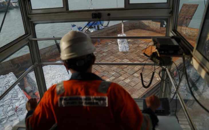 Pelindo Multi Terminal Catat Pertumbuhan Bongkar Muat Nonpetikemas di Branch Gresik