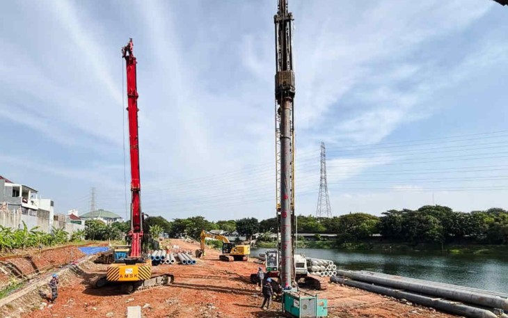 Perkuat Tata Air, WSBP Suplai Spun Pile dan Beton Readymix Kurangi Banjir