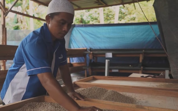 Warga Kuala Tanjung Kelola Hingga 2 Ton per Hari
