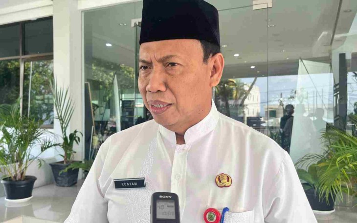 Kepala Dinas Kesehatan, Pengendalian Penduduk dan KB Kota Tanjungpinang, Rustam