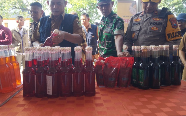 Forkopimda Kabupaten Madiun Pantau Harga Sembako di Pasar dan Bazar Ramadan Bangunsari