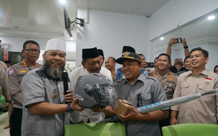 Gubernur Helmi Hasan Luncurkan Kebijakan Baru /Foto : MC