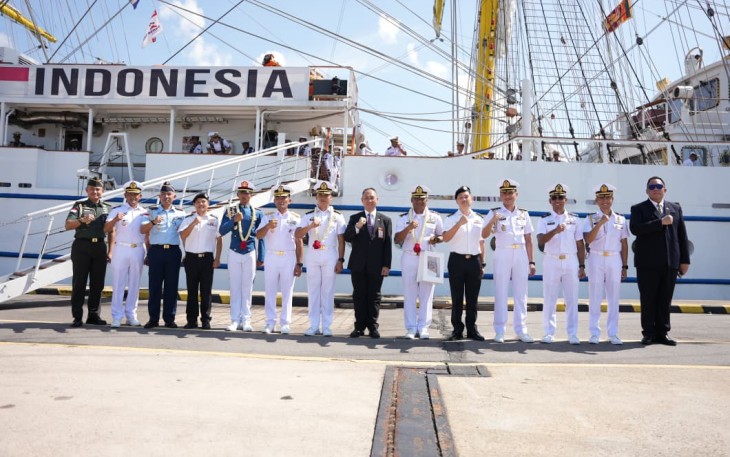 KRI Bima Suci Tiba di Changi Naval Base Singapura