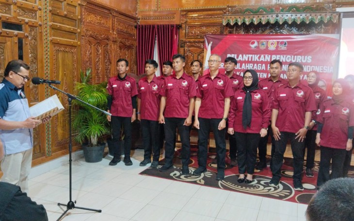Pelantikan pengurus FOPI Karanganyar  periode 2025 -2029 oleh Ketua Pengprov FOPI Jawa Tengah, Teguh Santoso, di Dadap Serep Coffee and Resto, Kamis (30/4/2026)