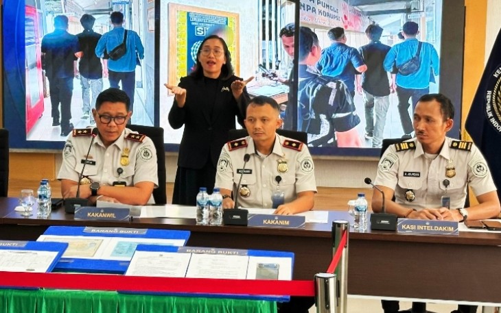 Tindak Pidana Keimigrasian Warga Negara Tiongkok yang Mengajukan Paspor RI Secara Tidak Sah pada Kantor Imigrasi Tanjung Uban