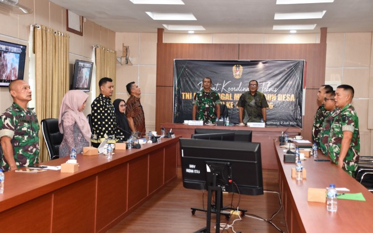 Komandan Kodim 0315/Tanjungpinang, Kolonel Inf Abdul Hamid, S.I.P., menghadiri kegiatan Rapat Koordinasi Teknis (Rakornis) Tentara Manunggal Membangun Desa (TMMD) Ke-129 Tahun Anggaran 2026, Kamis (2/7/2026)