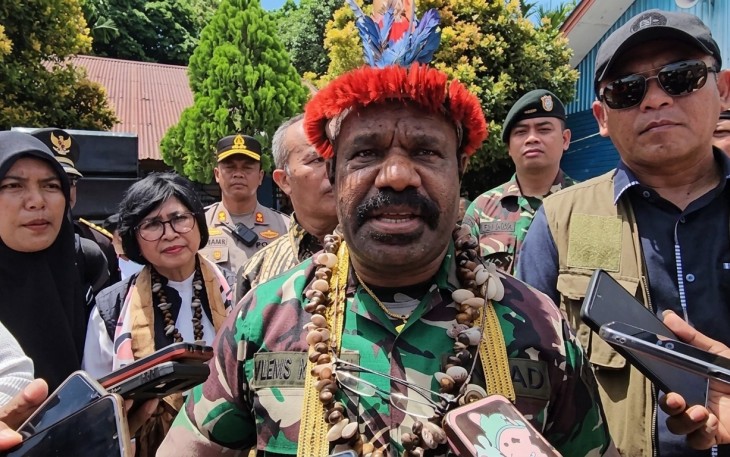 Staf Khusus Menteri Pertahanan (Stafsus Menhan) Bidang Kedaulatan Negara, Lenis Kogoya