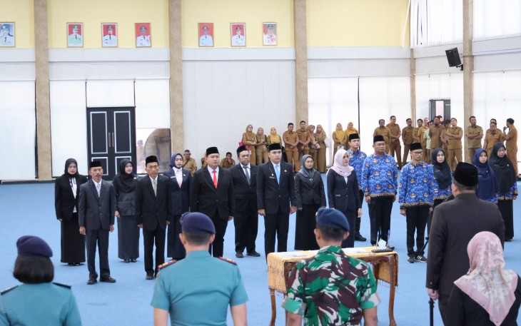 Bupati Bintan Roby Kurniawan Lantik 20 Pejabat Pimpinan Tinggi Pratama, Administrator dan Pengawas serta Penugasan Kepala Puskesmas