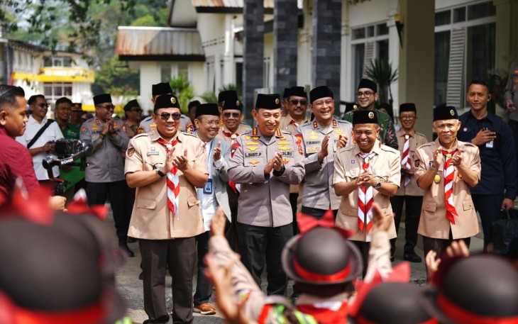 Kapolri menekankan pentingnya optimalisasi bonus demografi untuk mencetak generasi unggul menuju Indonesia Emas 2045.