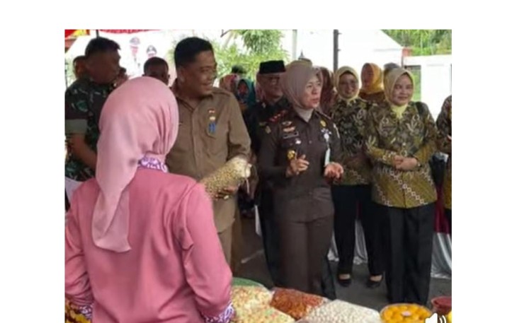 Pemda Kaur Hadiri Pasar Murah yang Diselenggarakan Kejari Kaur  