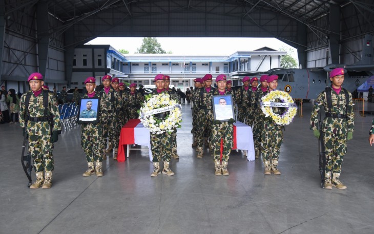 Pelepasan Dua Jenazah Prajurit Marinir TNI AL