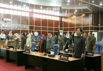 Rapat Paripurna DPRD Kota Bengkulu, Rabu (26/4) di Kantor DPRD Kota Bengkulu, Bentiring.