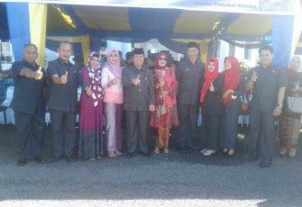 Foto Bersama usai upacara peringatan Hari Kartini