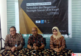 Narasumber saat menggelar Jumpa Pers