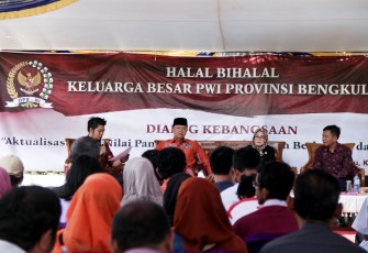 Plt Gubernur Rohidin Mersyah hadir dalam dialog kebangsaan bersama keluarga besar PWI Provinsi Bengkulu.
