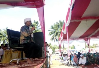 Aa Gym Memberikan  Tausiyah Dalam Rangka HUT BS Ke 69