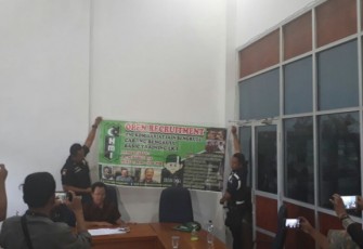 Konfrensi Pers Warek III IAIN Bengkulu.