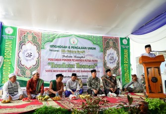 Atas nama pemerintah, Rohidin Mersyah mengapresiasi pendirian Pondok Pesantren di Jalan Kramat Kelurahan Betungan Selebar Kota Bengkulu tersebut.