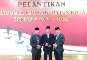 Tiga Komisioer Komisi Pemilihan Umum (KPU) Kepahiang