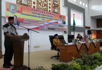 Staf Ahli Gubernur Bengkulu Bidang Ekonomi Keuangan dan Pembangunan Ari Narsa JS hadir dan membuka secara resmi Sosialisasi Perlem Nomor 7 Tahun 2018
