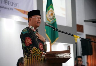 Plt Gub as keynote speaker at stutent leadership and manajemen.